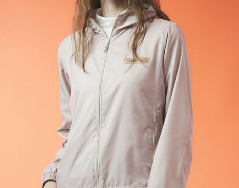 POWDER TOUCH LIGHT JACKET | イメージ画像